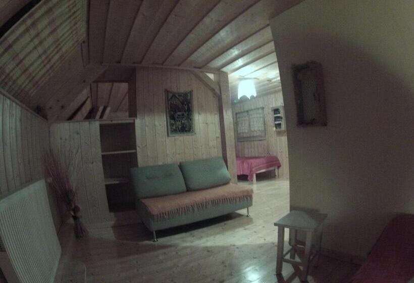 סוויטה משפחתית, Che Val D Amour