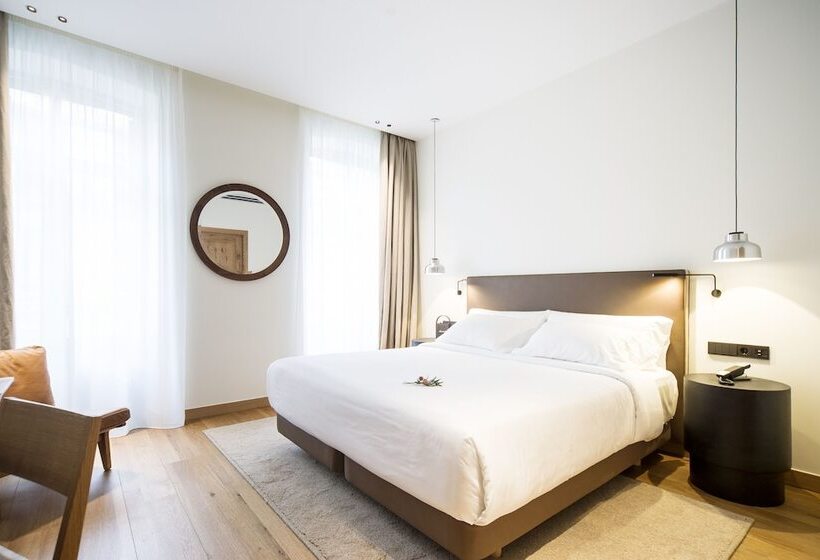 غرفة ديلوكس, Arbaso