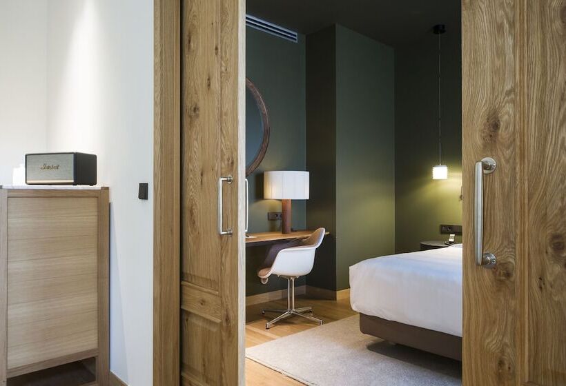 جناح جونيور, Arbaso