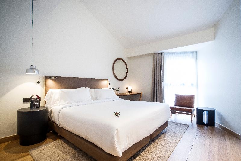 غرفة قياسية, Arbaso