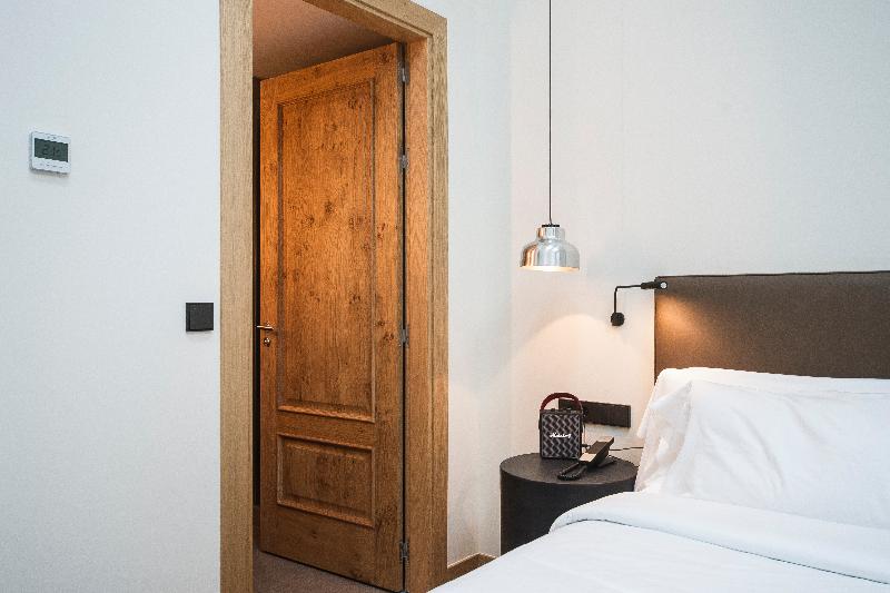 غرفة سوبيريور, Arbaso