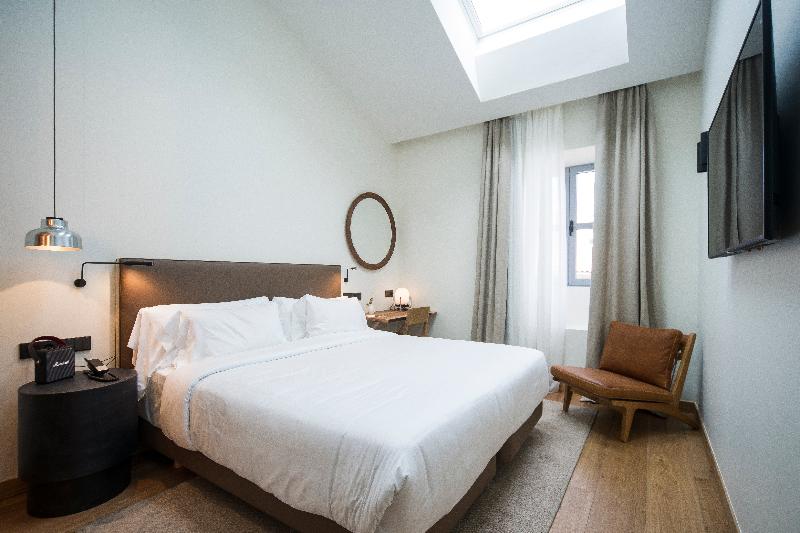 غرفة سوبيريور, Arbaso