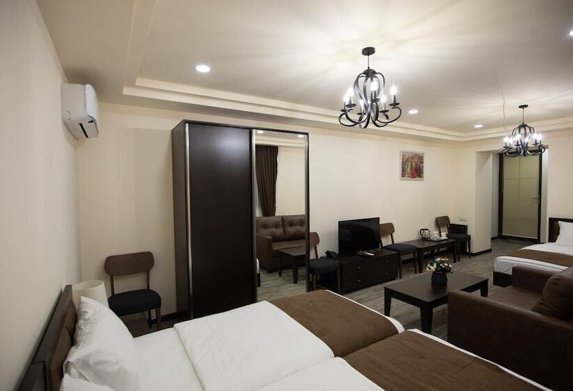 اتاق استاندارد چهار تخته, Boutique Living