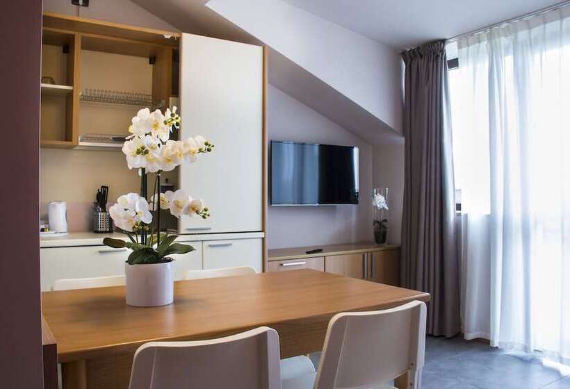 スタンダードスタジオ, Residence Mura Venete