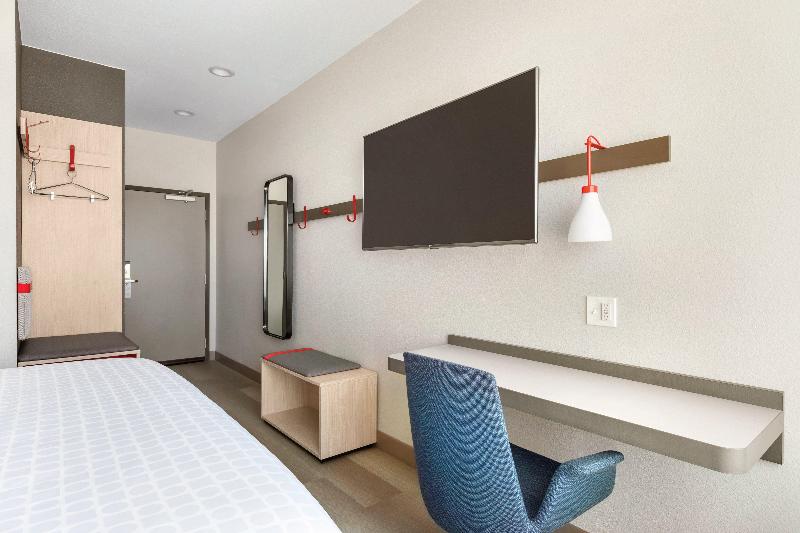 适合残疾人使用的标准间, Avid Hotel Nashville   Lebanon An Ihg