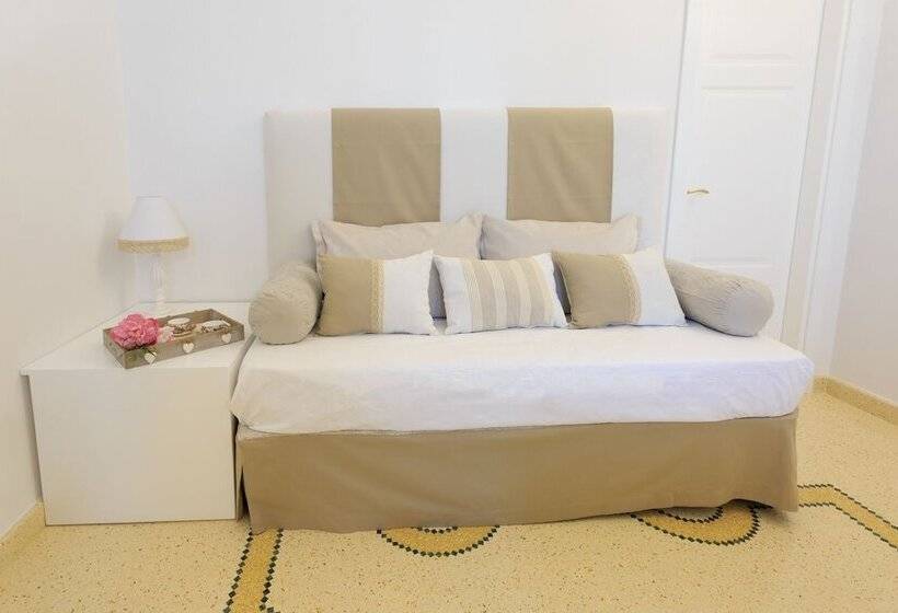 Kertre Néző Standard Háromágyas Szoba, Palazzo Casto Relais