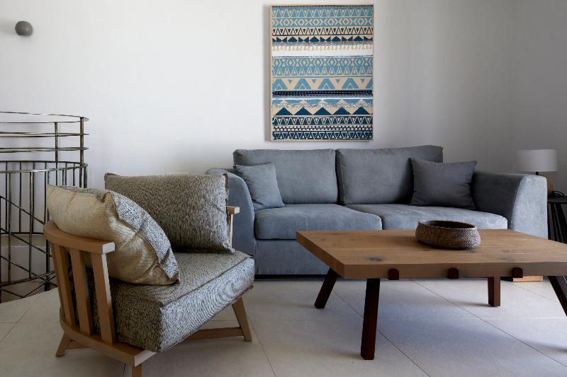 Люкс Дюплекс, Sea Breeze Santorini Beach Resort, Curio Collection Hilton