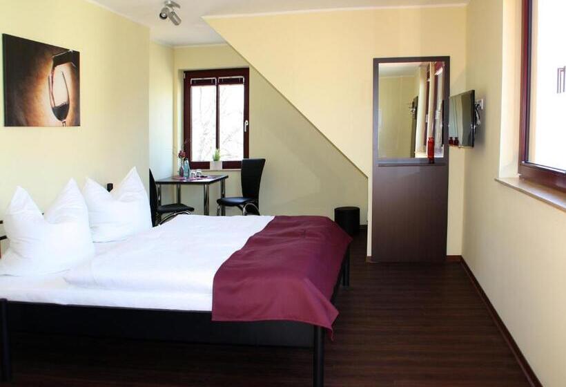 标准间, Weingut Jan Ulrich