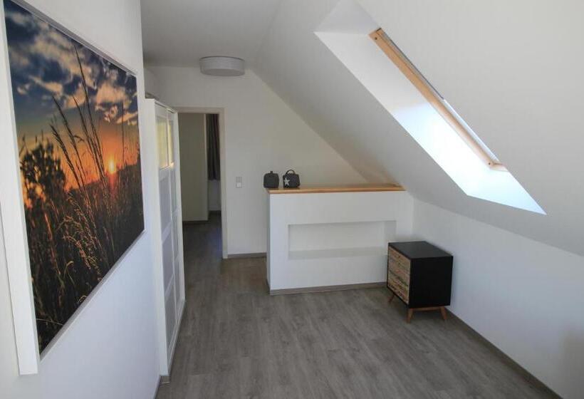 Апартаменты 2 Спальни, Weingut Jan Ulrich