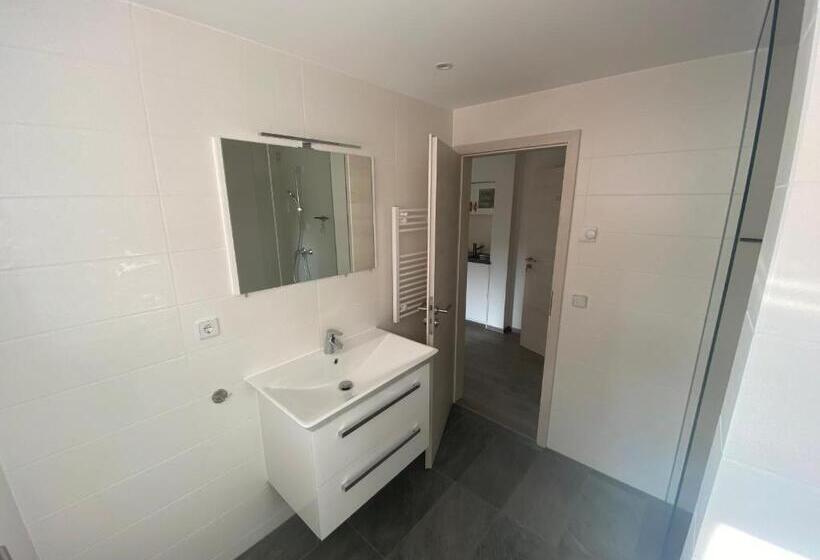 带2个卧室的公寓, Weingut Jan Ulrich