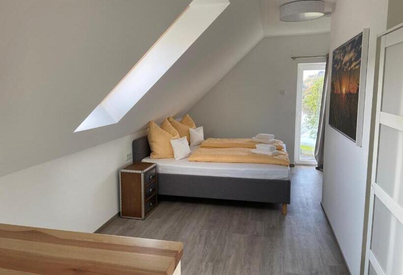 带2个卧室的公寓, Weingut Jan Ulrich