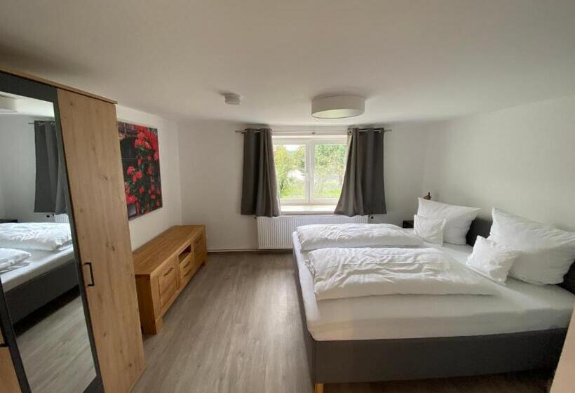 低层单卧公寓, Weingut Jan Ulrich