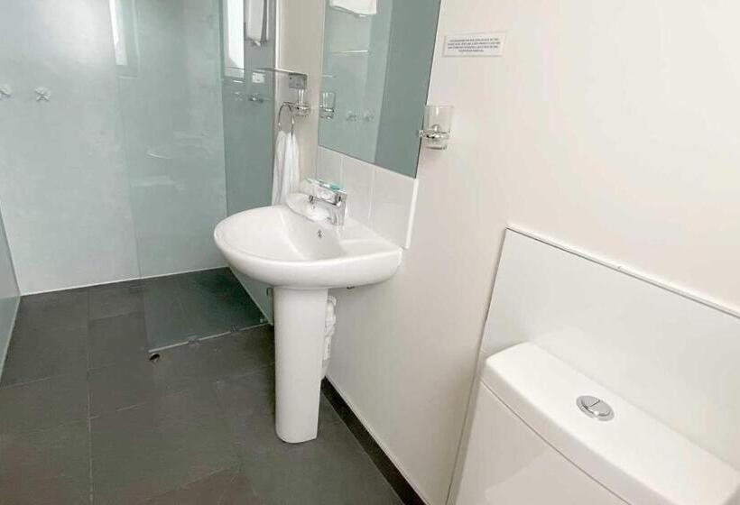 اتاق استاندارد چهار تخته, Wild Rivers Escape