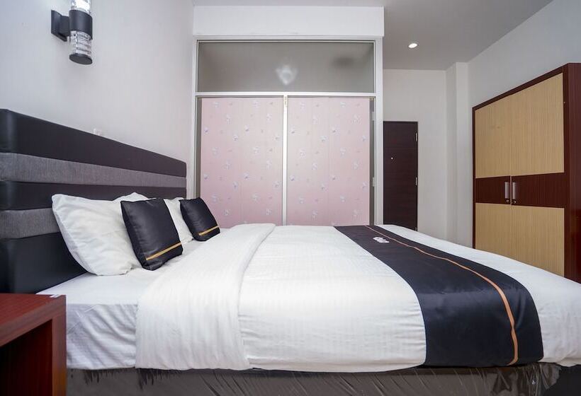 Номер Deluxe, Oyo 2695 D Es Guest House