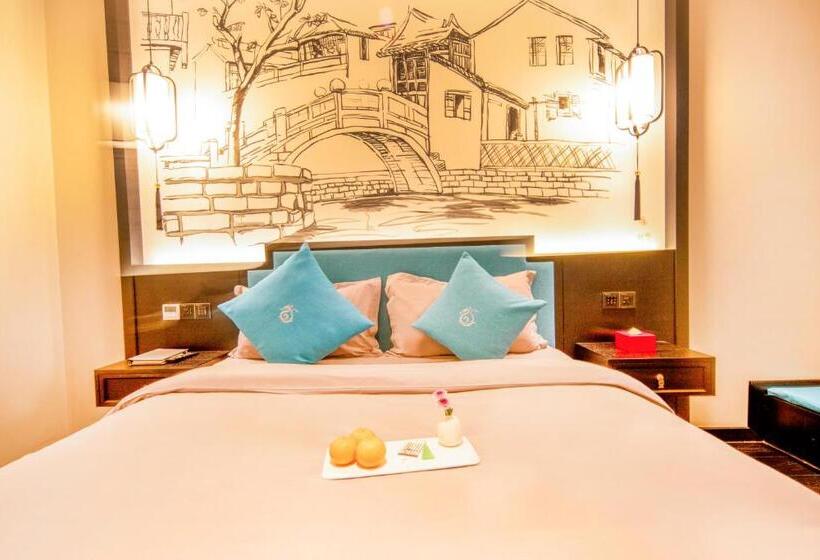 Номер Superior Кровать Куин, Xijian Hotel   Kunming Dongfeng East Road Dashuying Metro Station