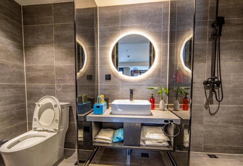 Номер Superior Кровать Куин, Xijian Hotel   Kunming Dongfeng East Road Dashuying Metro Station