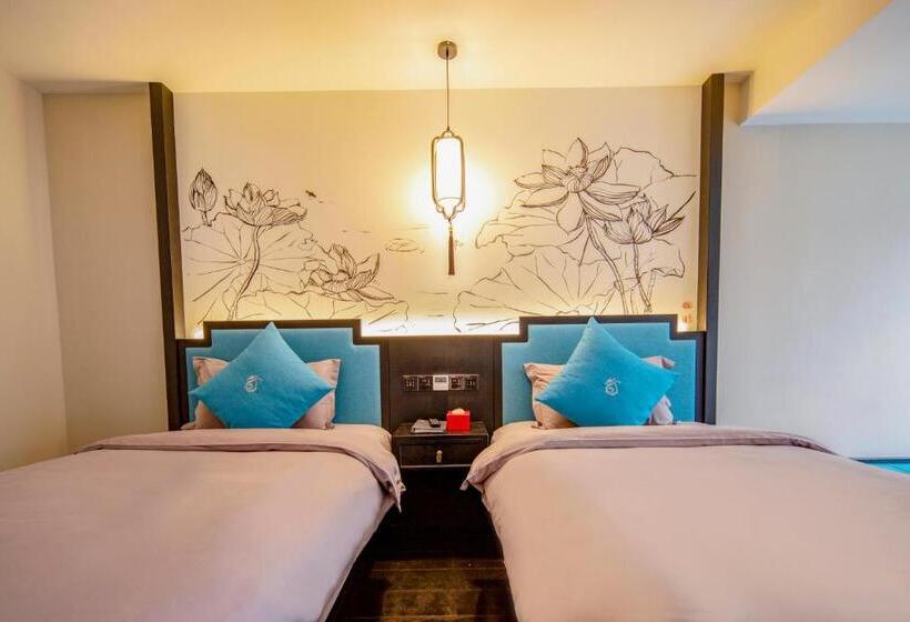 Номер Superior, Xijian Hotel   Kunming Dongfeng East Road Dashuying Metro Station