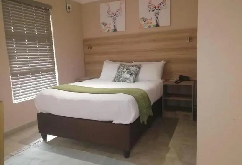 エクゼクティブルーム, The Hill Hotel And Conference Centre