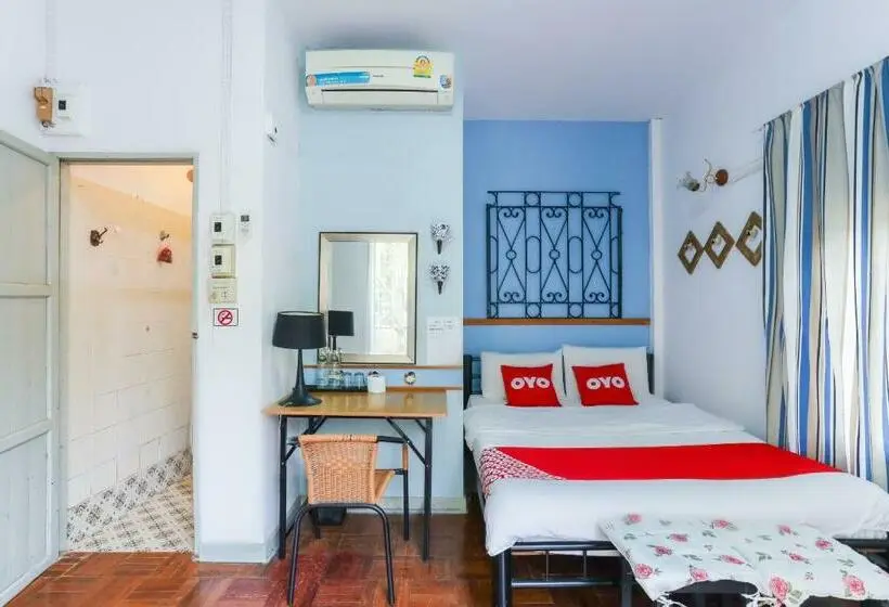 سوییت, Oyo Old Town Boutique Hostel