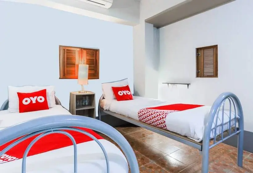 تختخواب در اتاق مشترک, Oyo Old Town Boutique Hostel