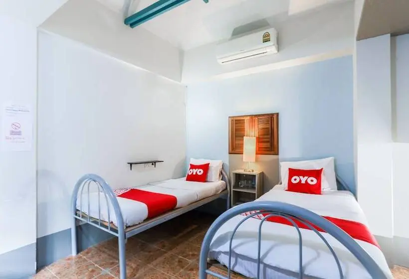 تختخواب در اتاق مشترک, Oyo Old Town Boutique Hostel