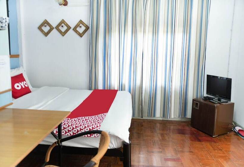 스위트, Oyo Old Town Boutique Hostel