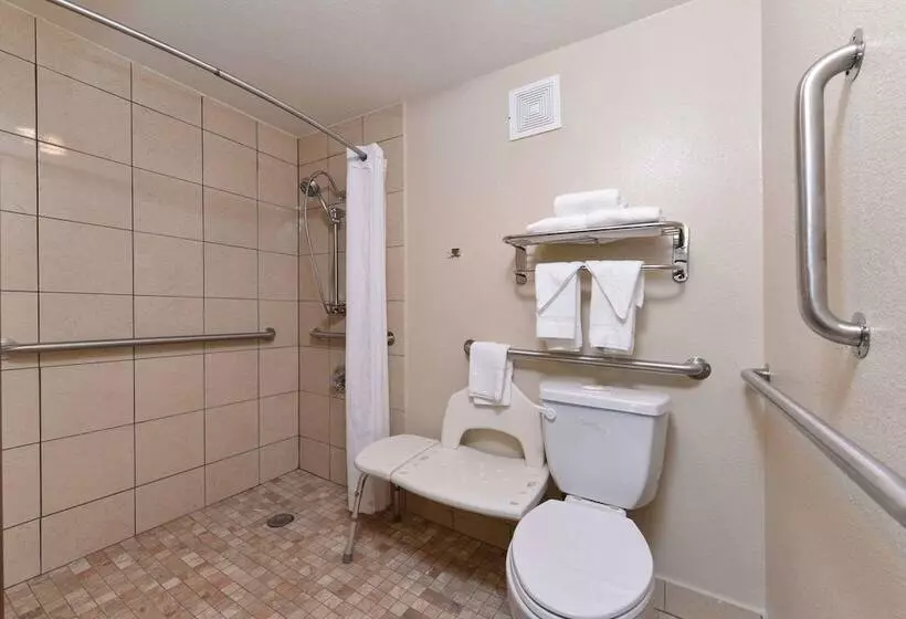 ２ダブルベッドのスタンダードルーム, Quality Inn Appleton West