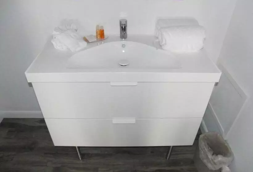 ２ダブルベッドのスタンダードルーム, Regency Inn & Suites Sarasota