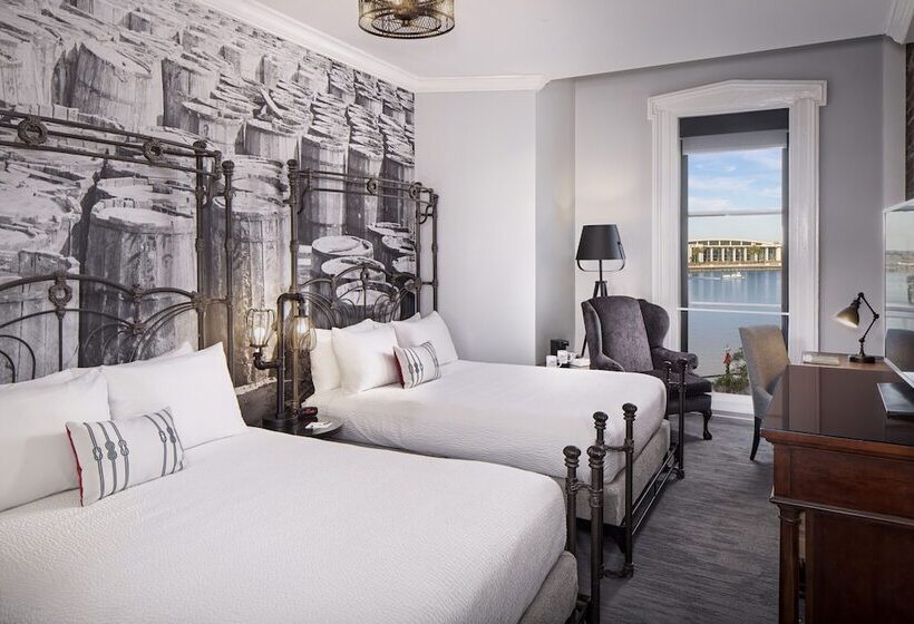 Номер Стандарт 2 Двуспальные Кровати, River Street Inn