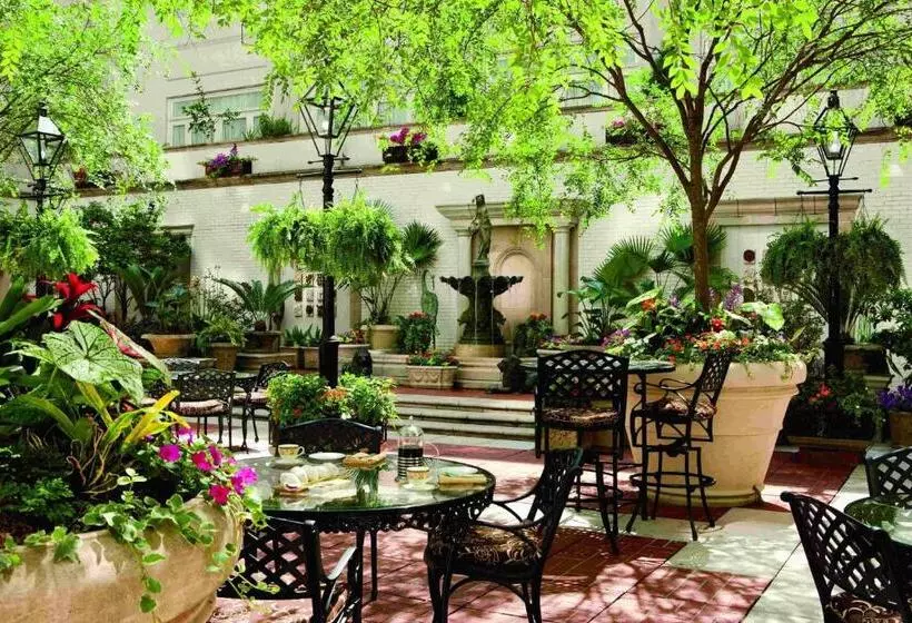 キングサイズベッドのスタンダードルーム, The Ritzcarlton, New Orleans