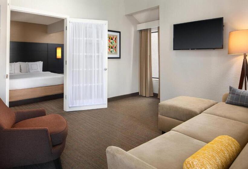 جناح دور أخير, Residence Inn Irvine Spectrum