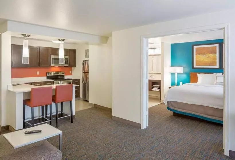 キングサイズベッドのスイートルーム, Residence Inn Portland Hillsboro