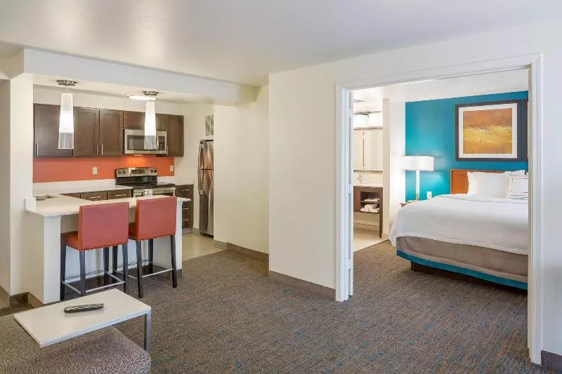 キングサイズベッドのスイートルーム, Residence Inn Portland Hillsboro