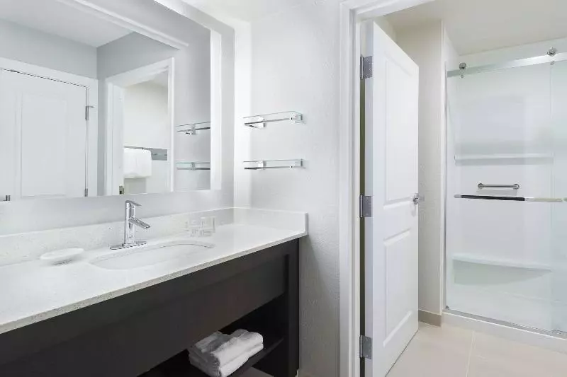 キングサイドベッドのスタンダードワンルーム, Residence Inn Tampa Sabal Park/brandon