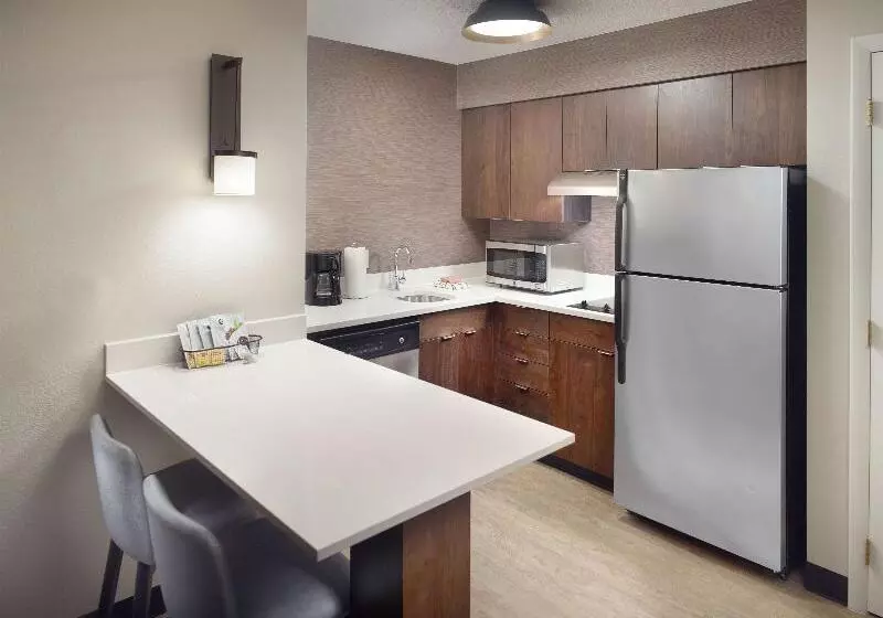 سوییت, Sonesta Es Suites Raleigh Durham Airport Morrisville