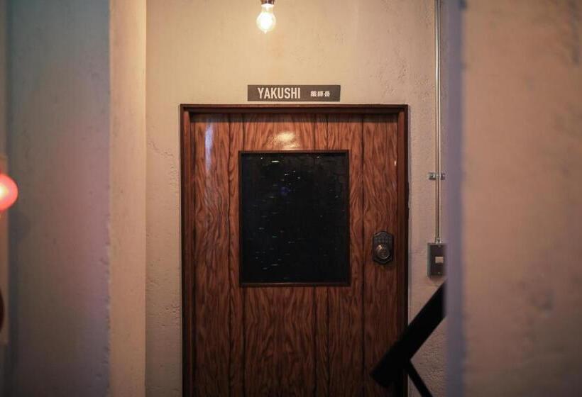 חדר סטנדרטי לארבעה עם חדר אמבטיה משותף, Chaho Hostel Nirasaki / Outdoor Base