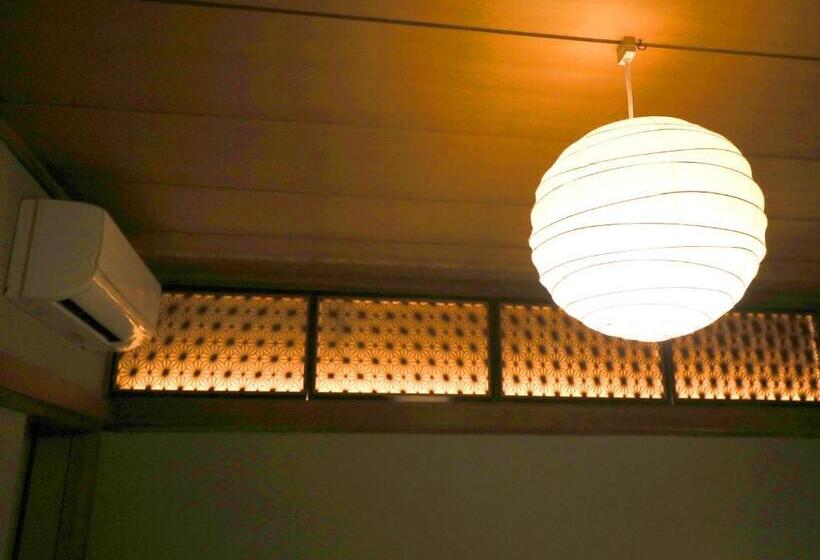 חדר סטנדרט לארבעה, Chaho Hostel Nirasaki / Outdoor Base