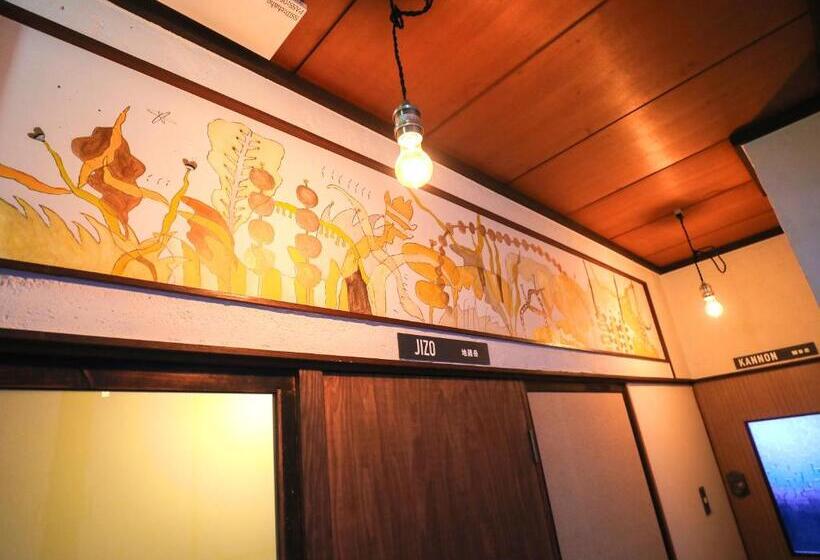 חדר סטנדרט לארבעה, Chaho Hostel Nirasaki / Outdoor Base