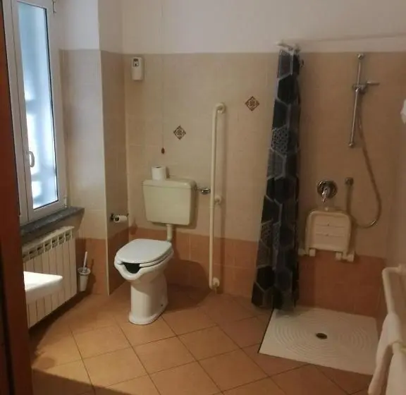 身障者適用スタンダードルーム, Albergo Della Stazione