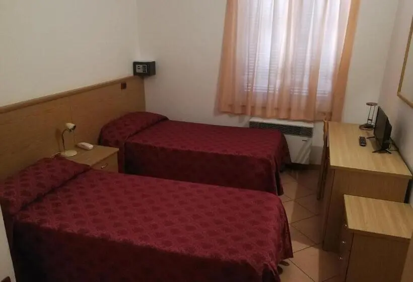 身障者適用スタンダードルーム, Albergo Della Stazione
