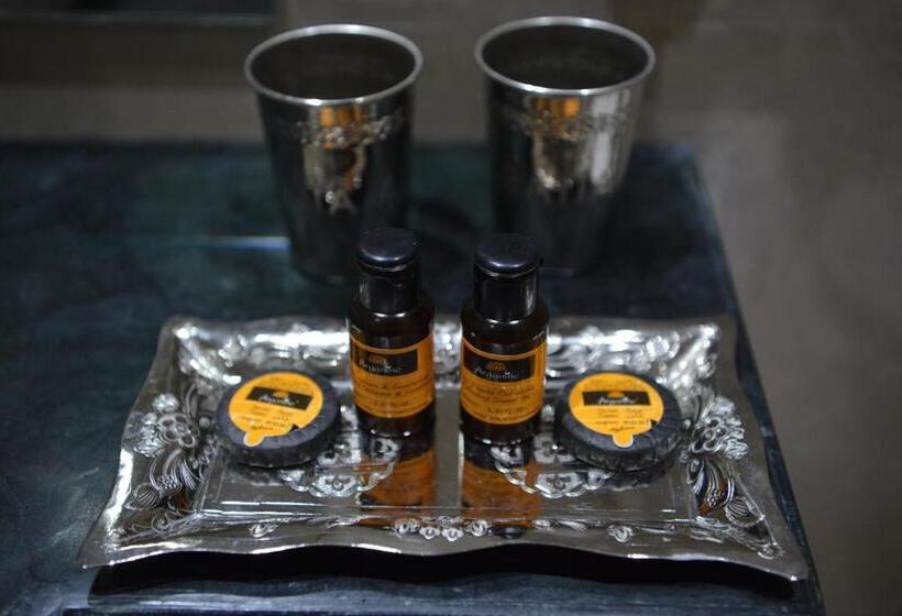 اتاق پرمیوم, Aralia Boutique Hôtel