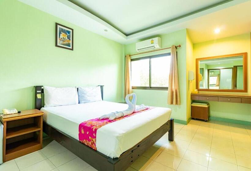اتاق استاندارد, Khum Suk Resort