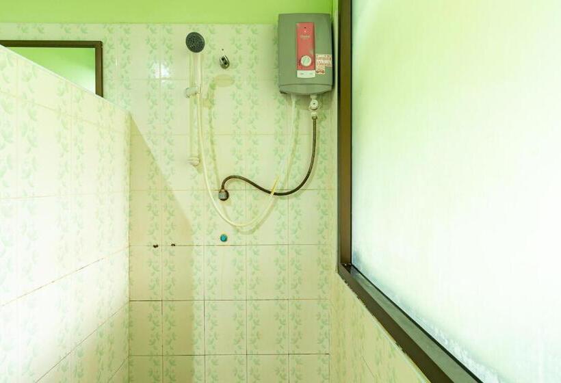 اتاق استاندارد, Khum Suk Resort