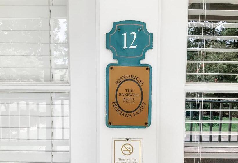 جناح ديلوكس سرير كينج, The Lodge At The Bluffs