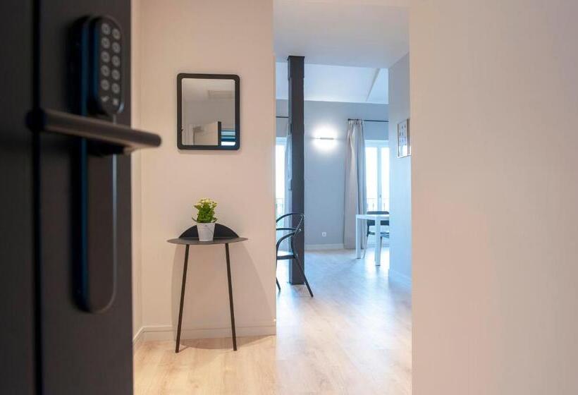 , Mh Apartments Central Madrid