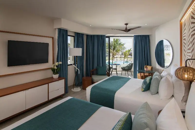 プールビュージュニアスイート, Dreams Macao Beach Punta Cana All Inclusive