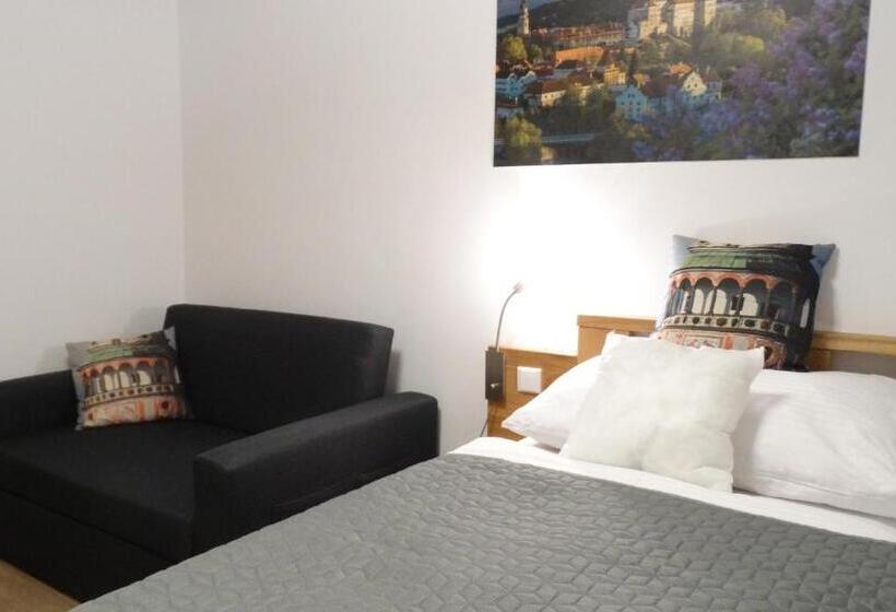 标准三人间, Garni Villa Areka