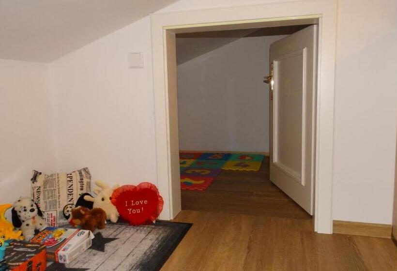 带大床的标准工作室, Garni Villa Areka