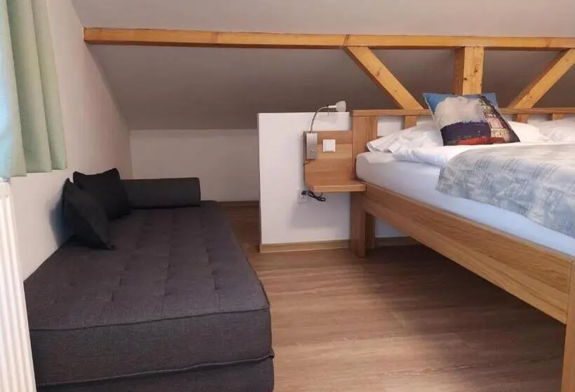 キングサイドベッドのスタンダードワンルーム, Garni Villa Areka