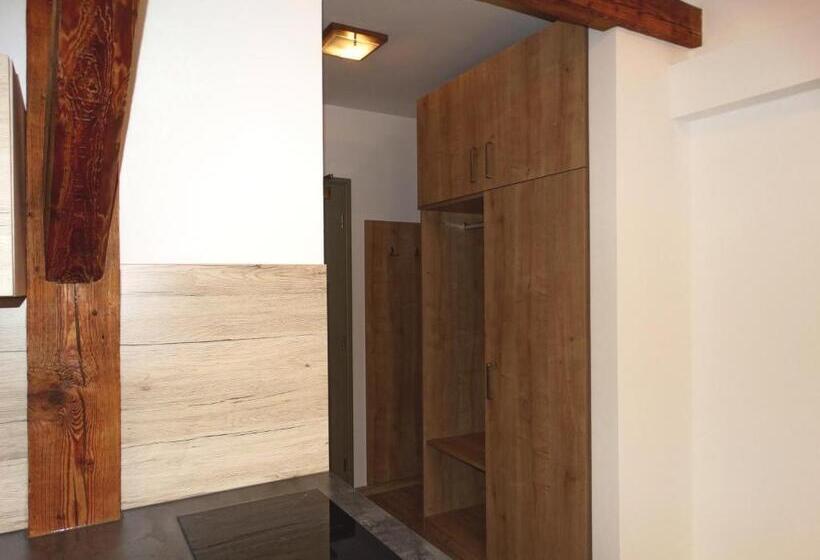스탠다드 스튜디오 킹침대, Garni Villa Areka